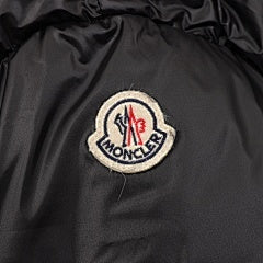 Moncler classic style down jacket